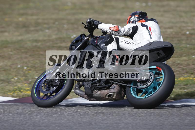 /37 09.08.2026  Pluess Motosport ADR/Freies Fahren/37